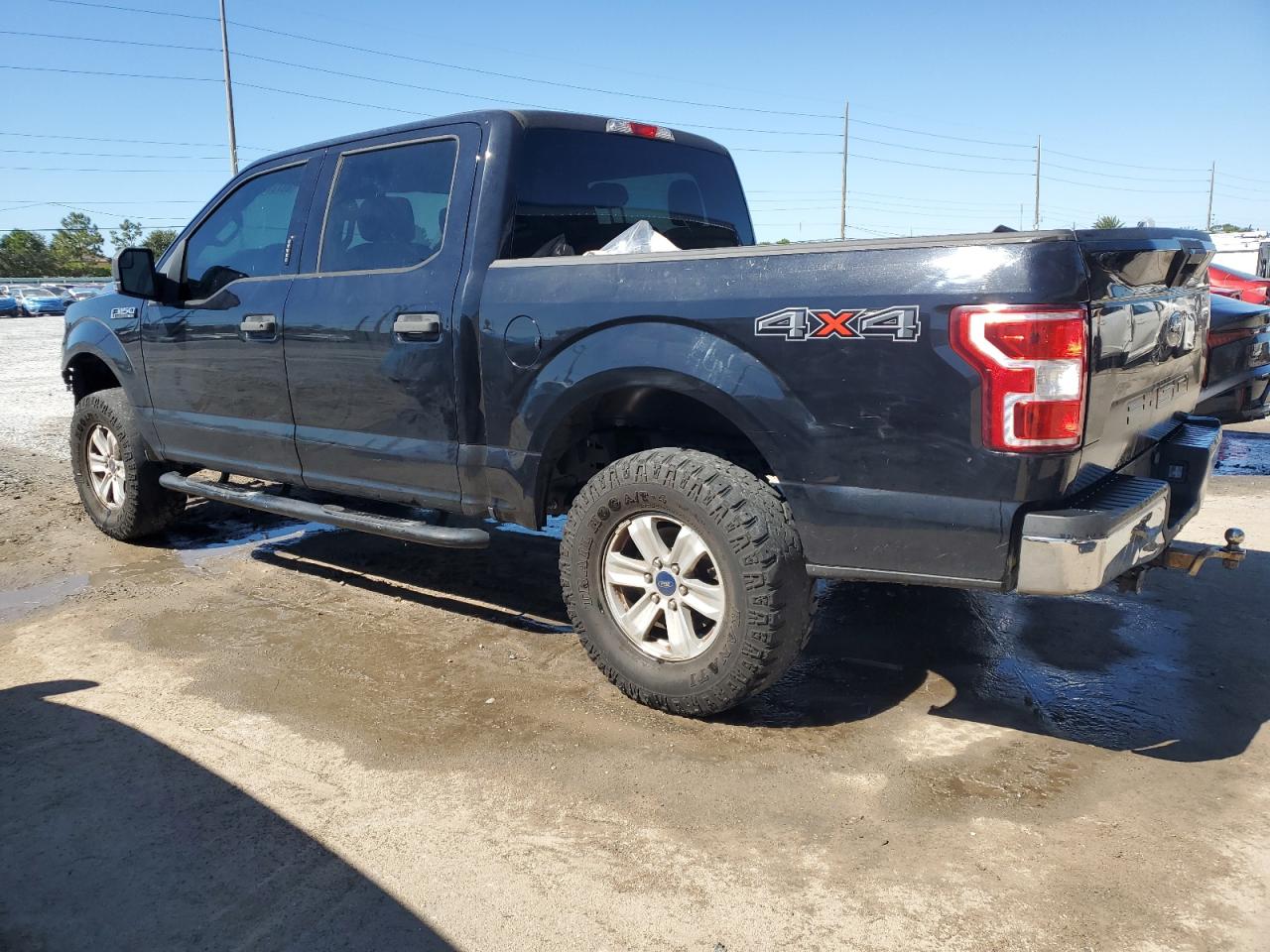 FORD F-150 SUPERCREW