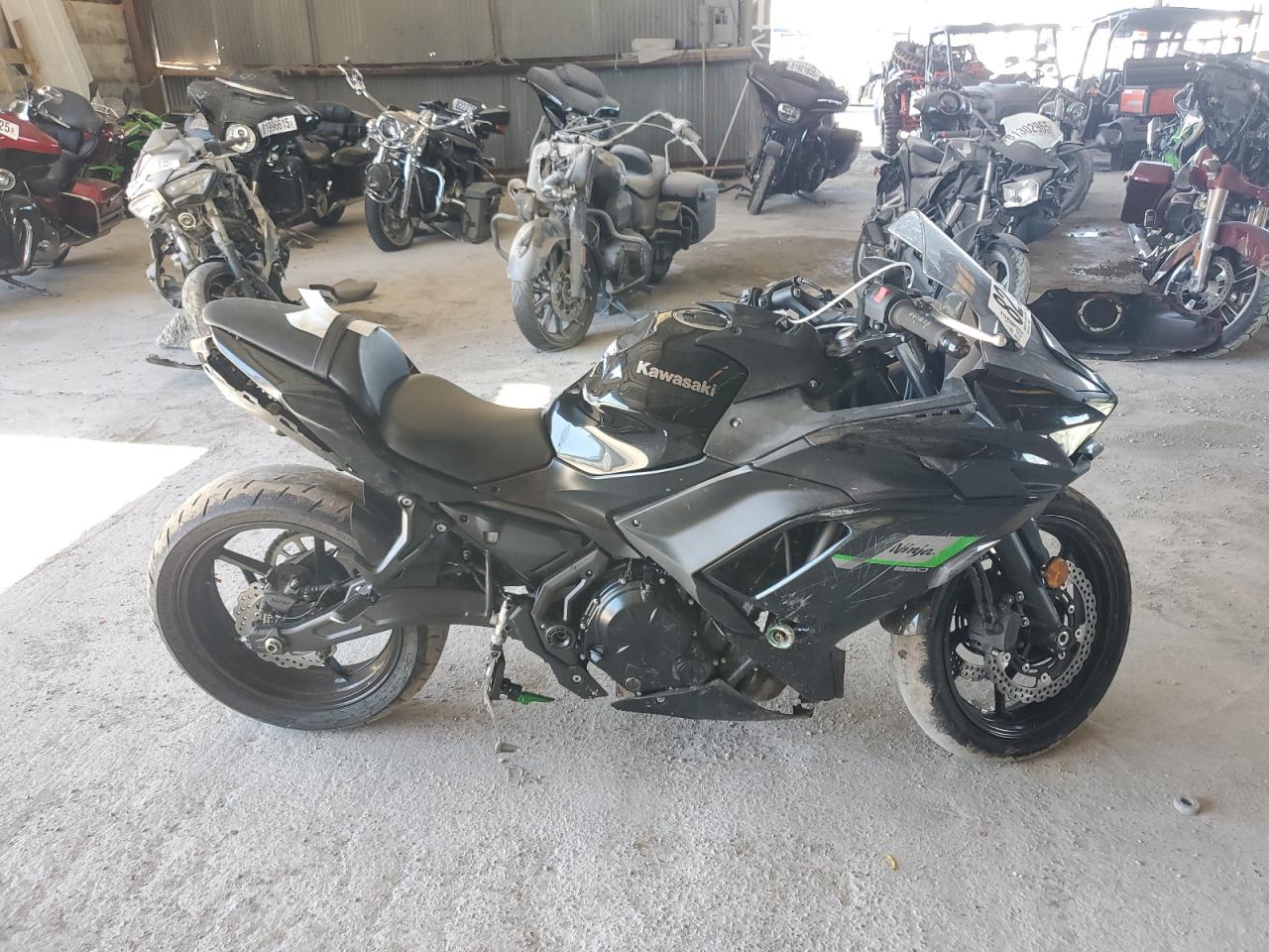 Lot #3311654225 2025 KAWASAKI EX650 R