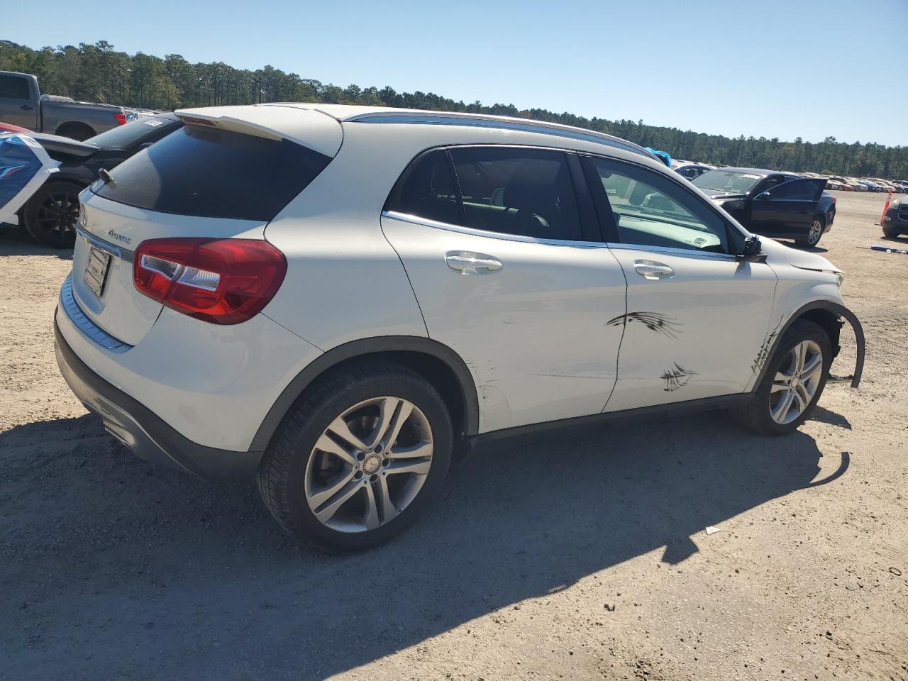 MERCEDES-BENZ GLA-CLASS 250 4MATIC