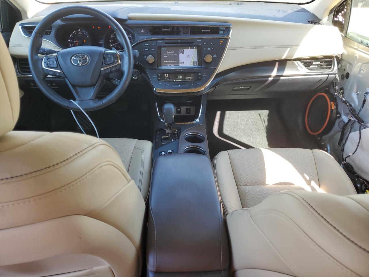 TOYOTA AVALON XLE
