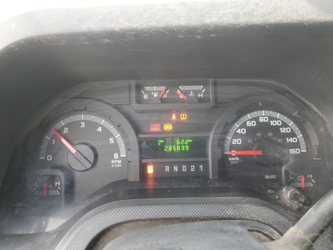 FORD ECONOLINE E250 VAN