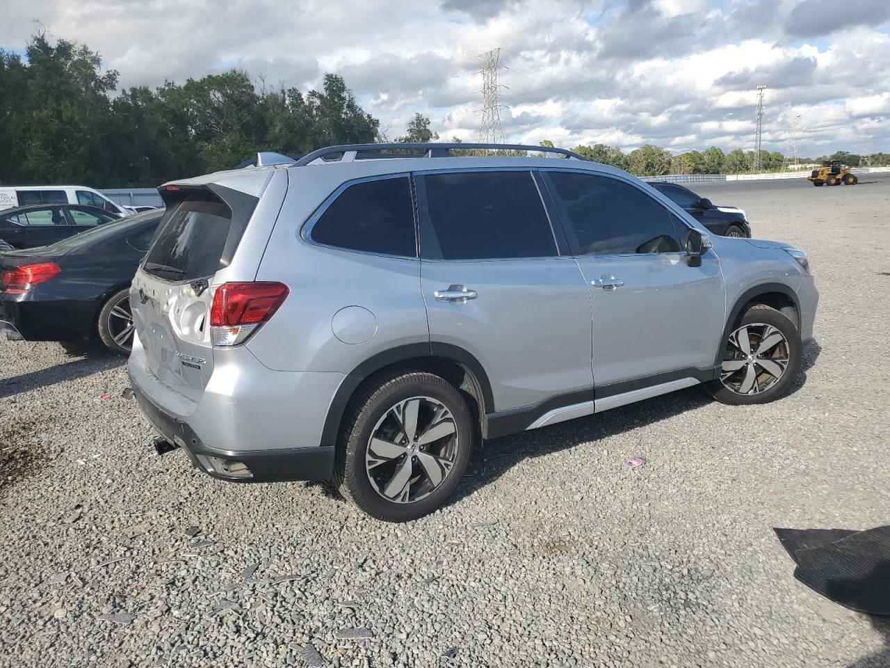 SUBARU FORESTER TOURING