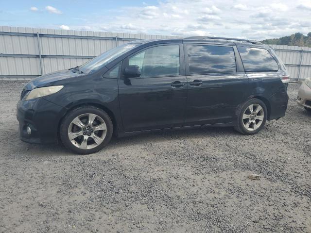 TOYOTA SIENNA SPO