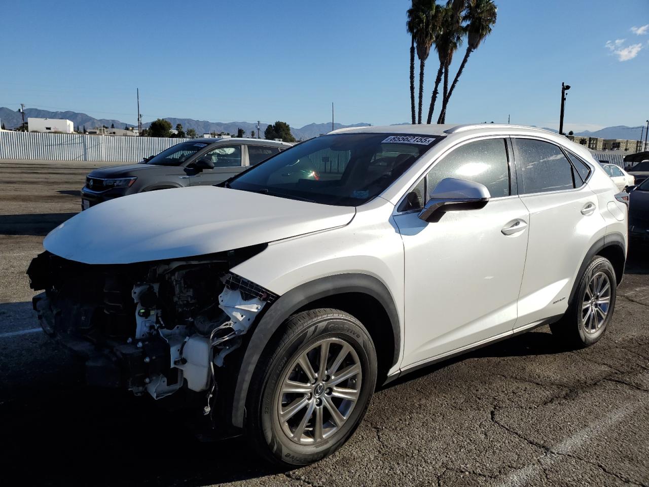 LEXUS NX 300H BASE
