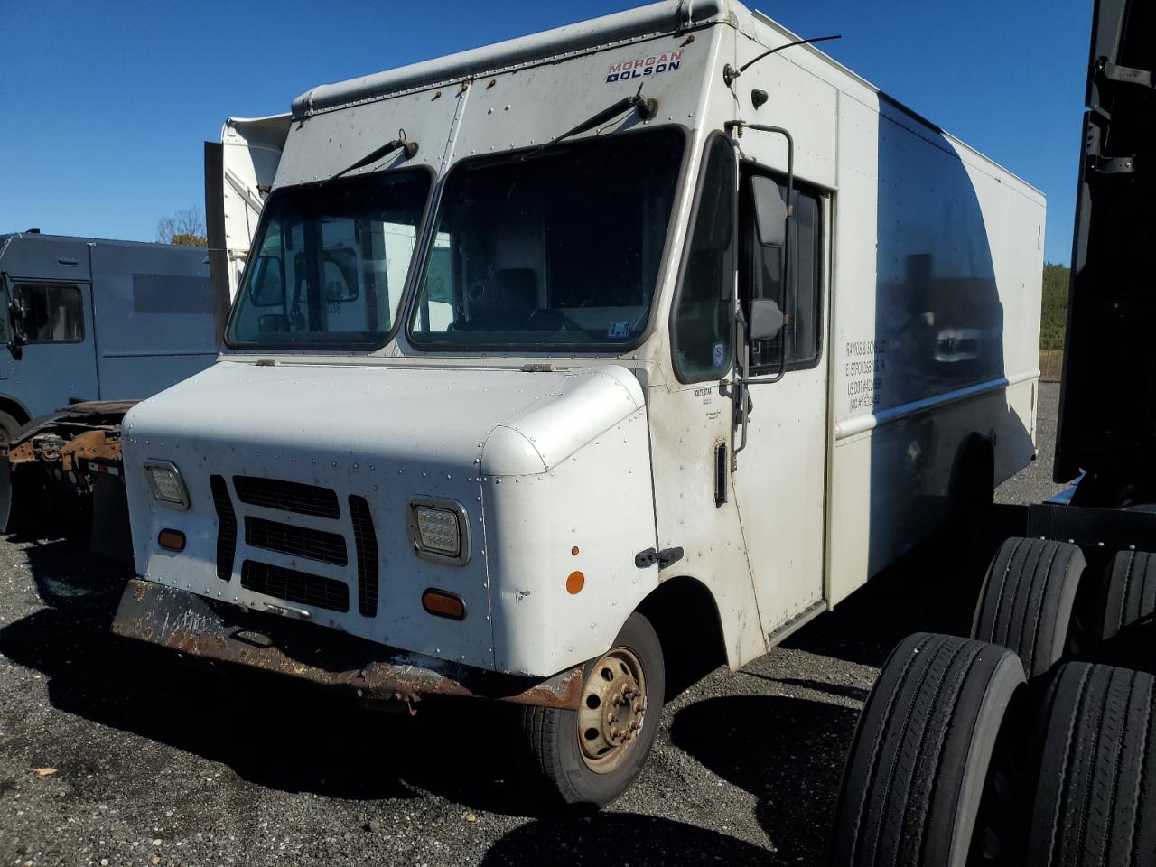 Lot #3305302348 2016 FORD E450