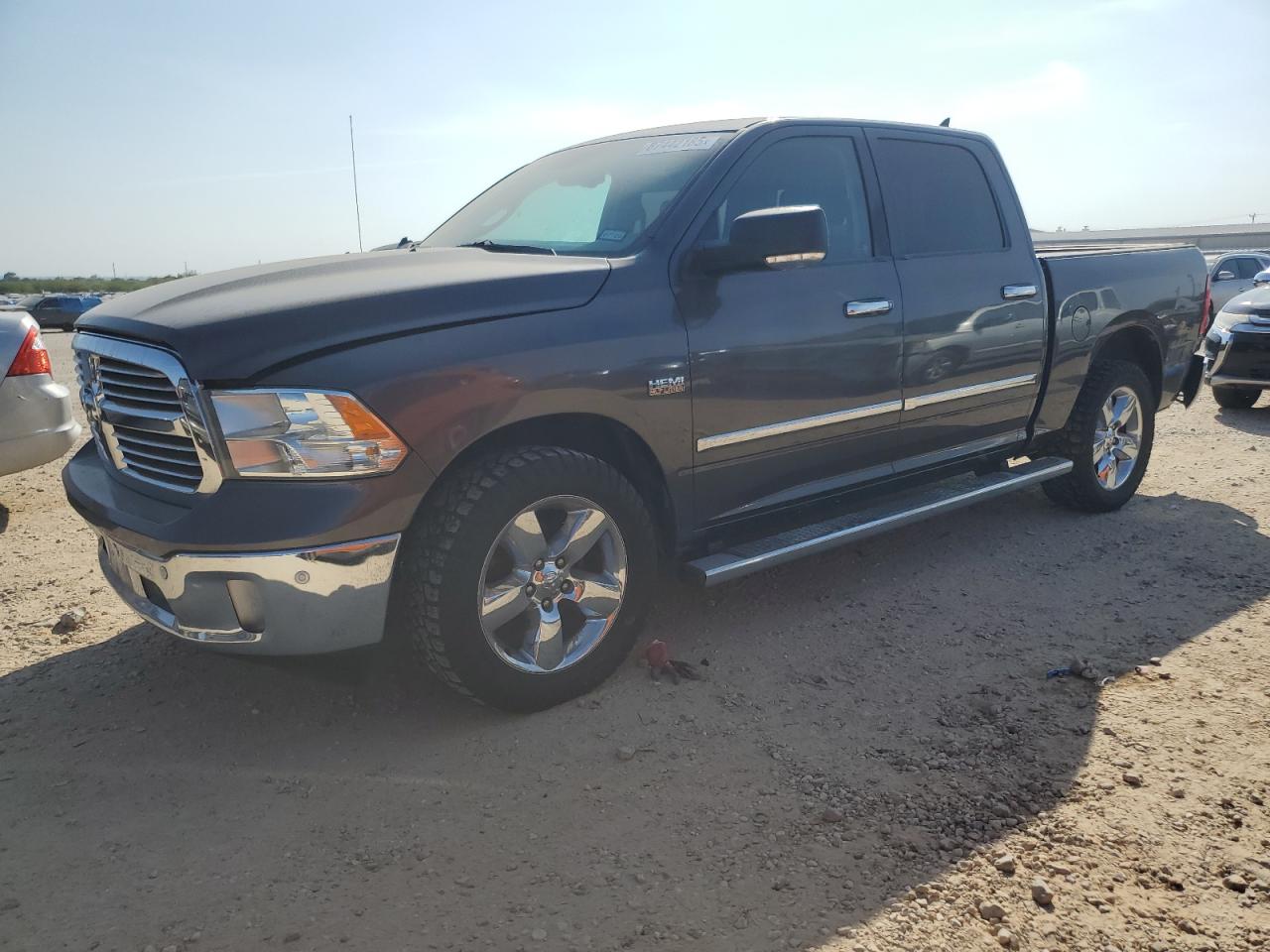RAM 1500 SLT
