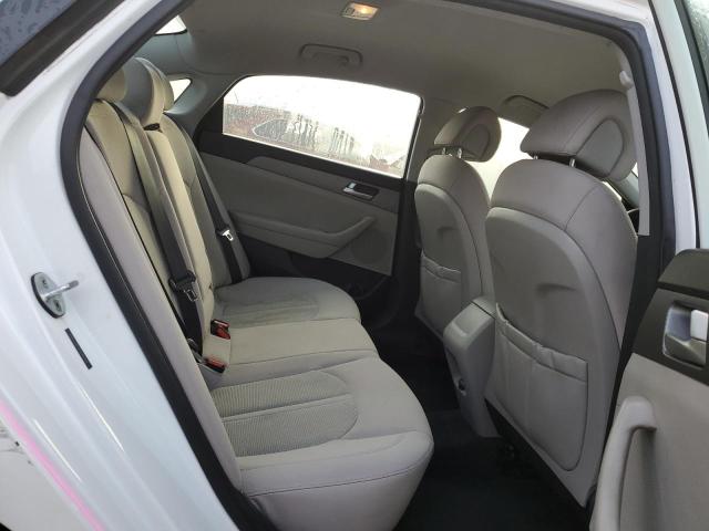 2015 HYUNDAI SONATA SE 5NPE24AF2FH060268