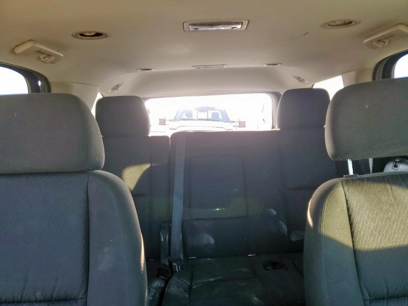 2011 CHEVROLET TAHOE C150 - 1GNSCAE03BR311622