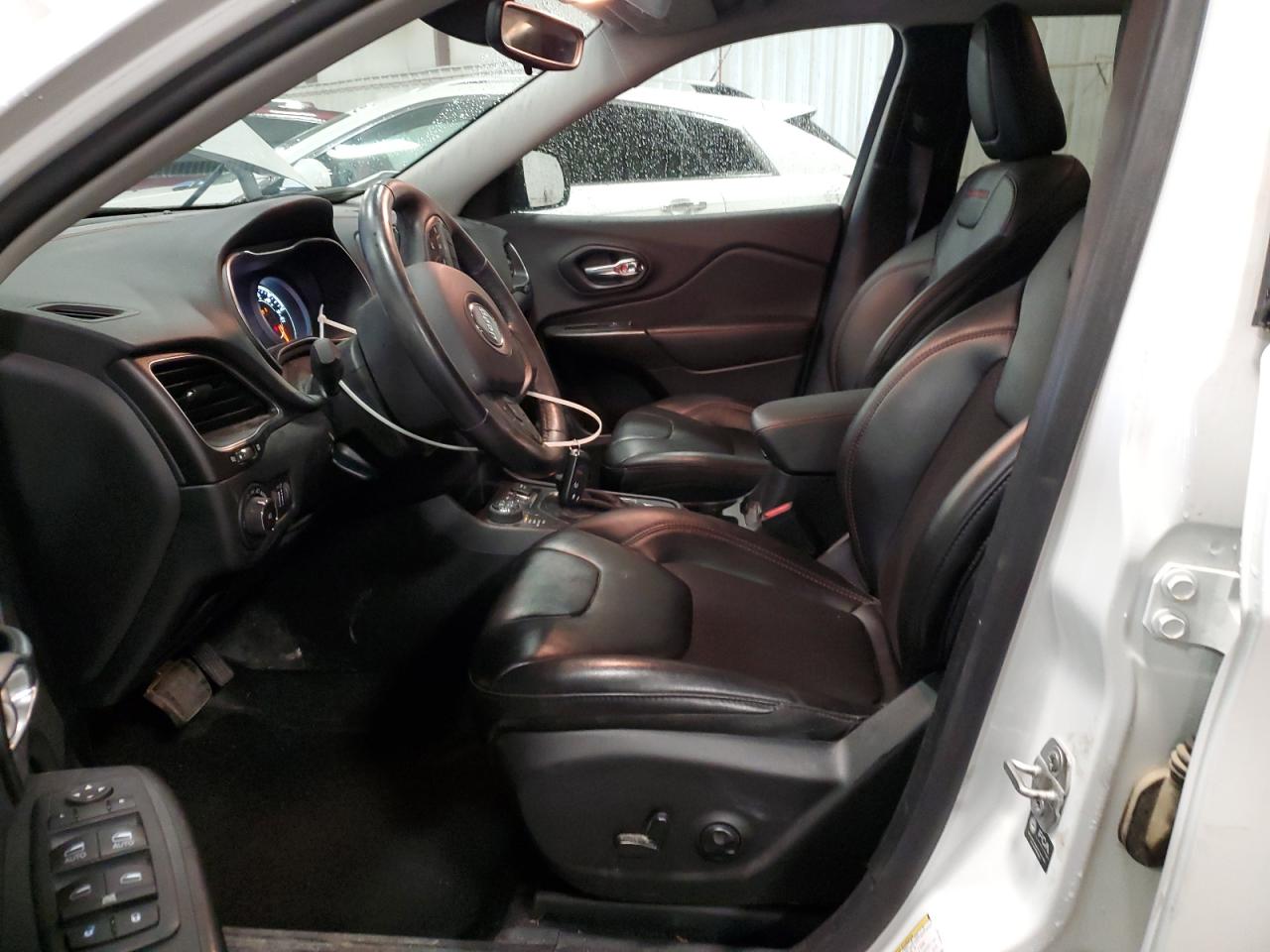 JEEP CHEROKEE TRAILHAWK