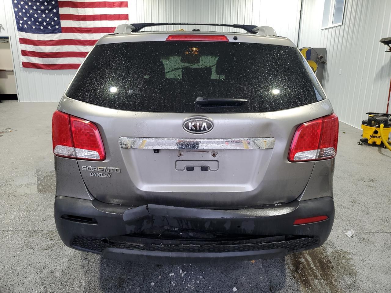 Lot #3317837197 2011 KIA SORENTO BA
