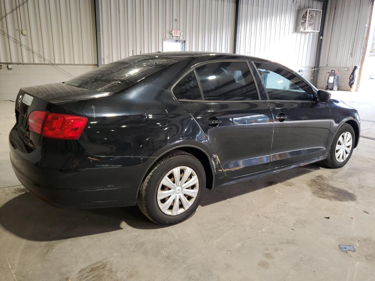 VOLKSWAGEN JETTA BASE