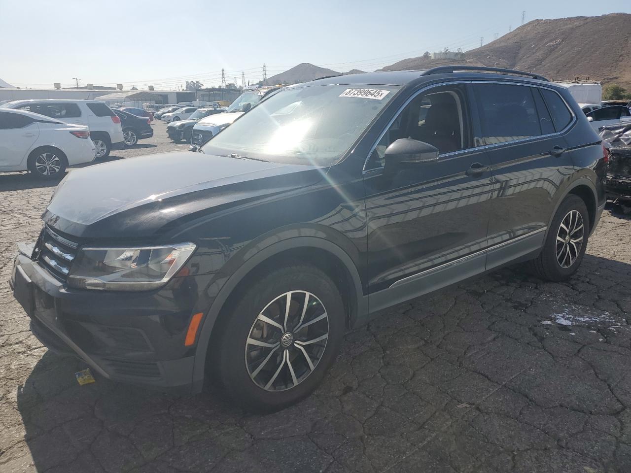 VOLKSWAGEN TIGUAN SE