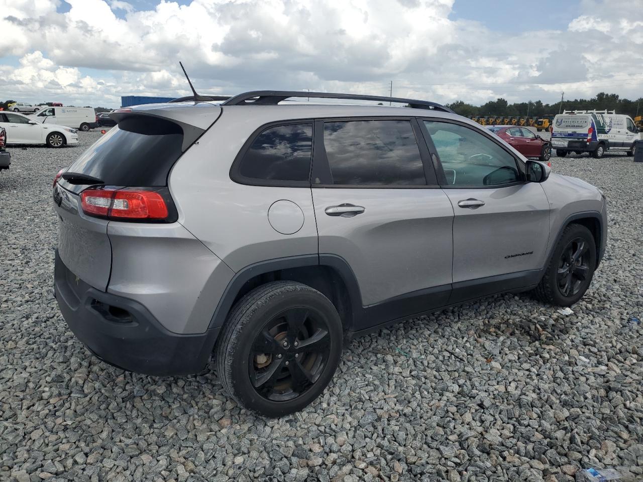 JEEP GRAND CHEROKEE LATITUDE
