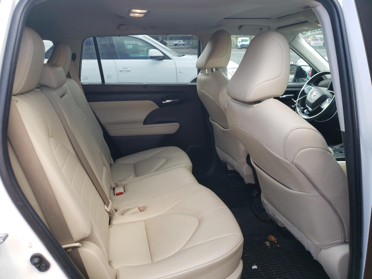 TOYOTA HIGHLANDER XLE