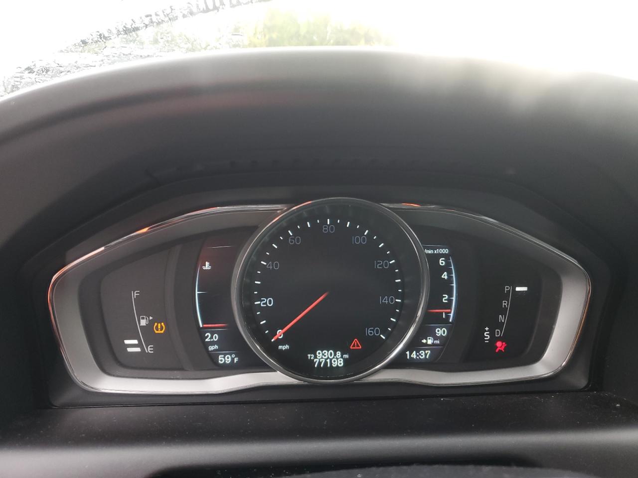 VOLVO XC60 T5 PREMIER