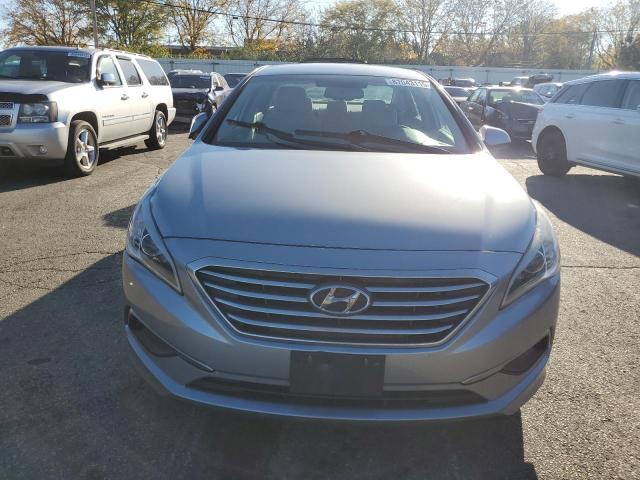 2016 HYUNDAI SONATA SE - 5NPE24AF8GH337815