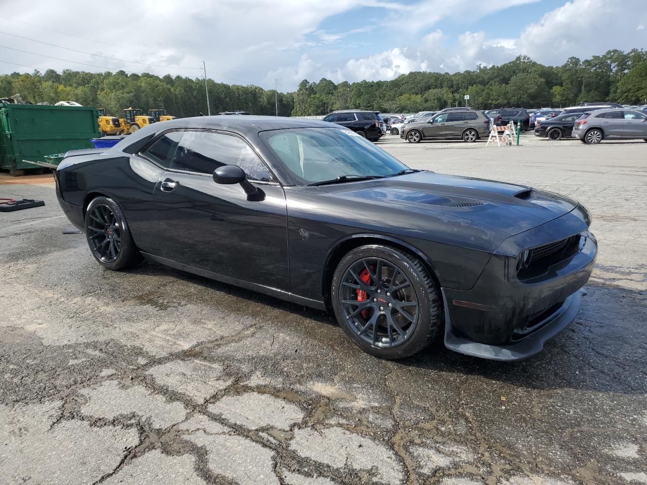 DODGE CHALLENGER SRT HELLCAT