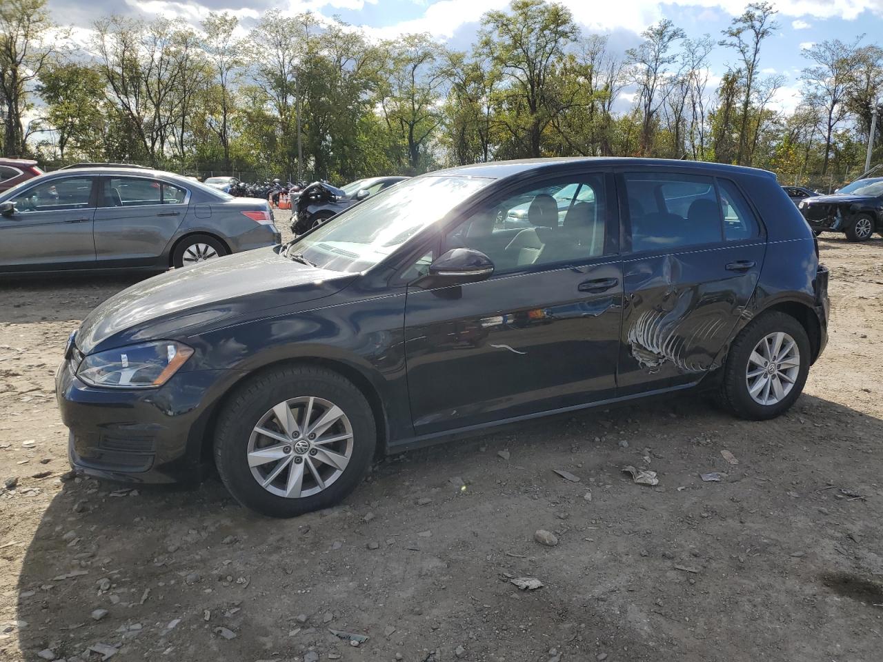 Lot #3302910097 2017 VOLKSWAGEN GOLF S