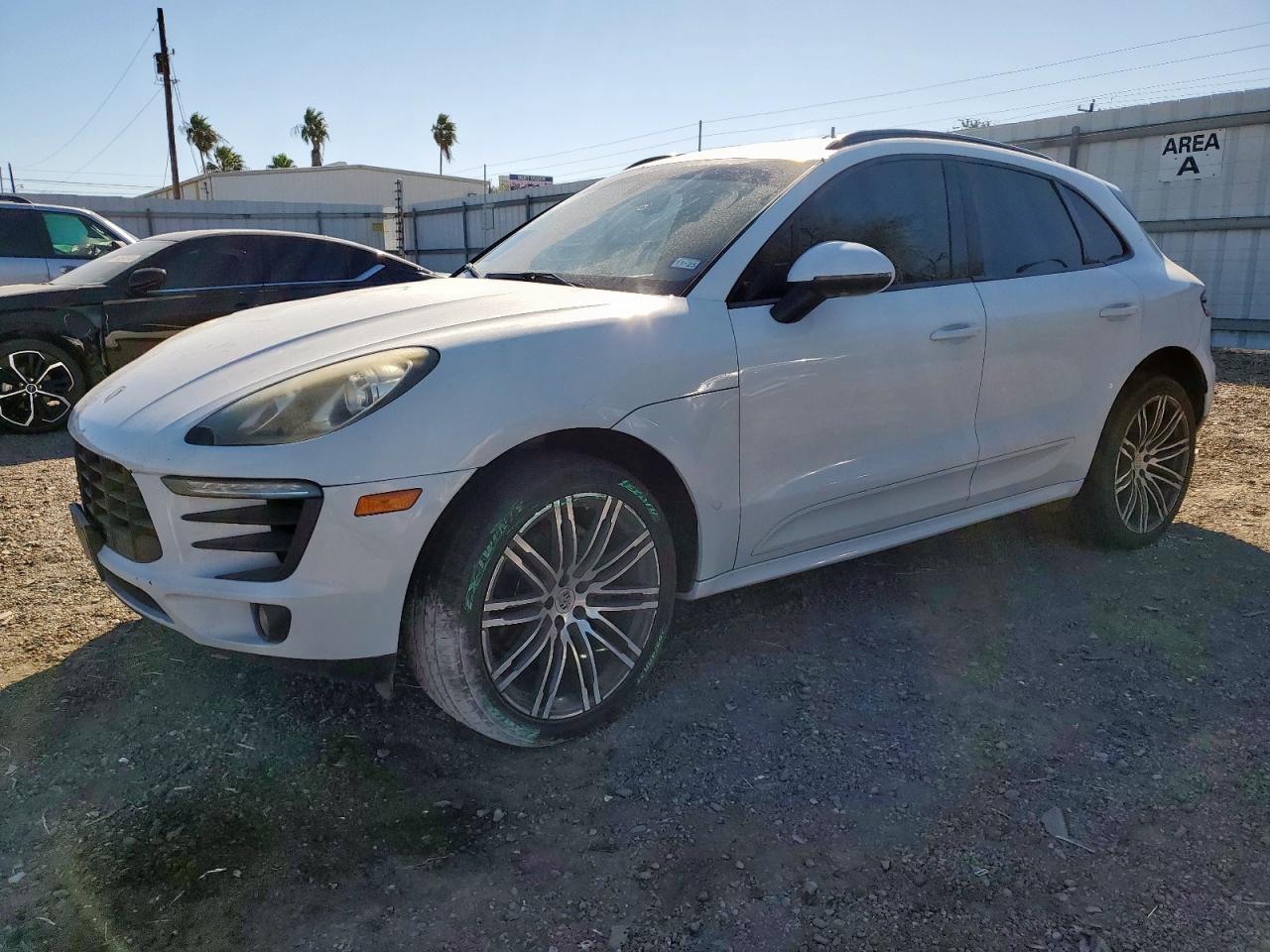 PORSCHE MACAN S