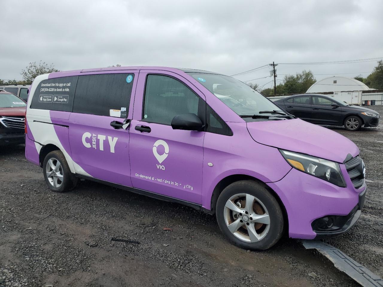 MERCEDES-BENZ METRIS