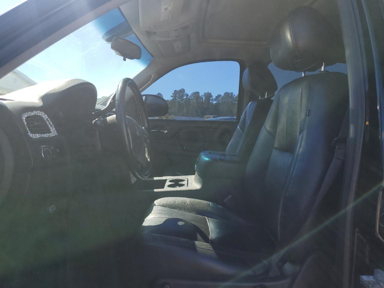 CHEVROLET SUBURBAN C1500 LT