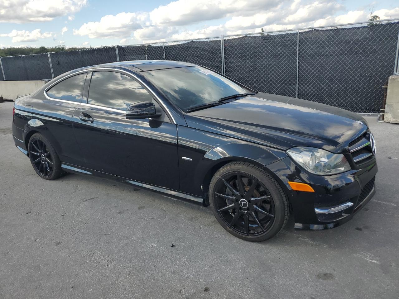 MERCEDES-BENZ C-CLASS 250