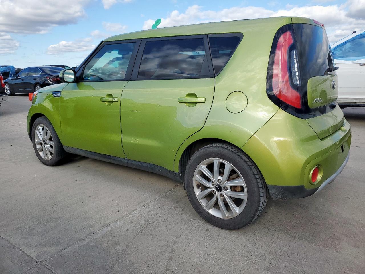 KIA SOUL +