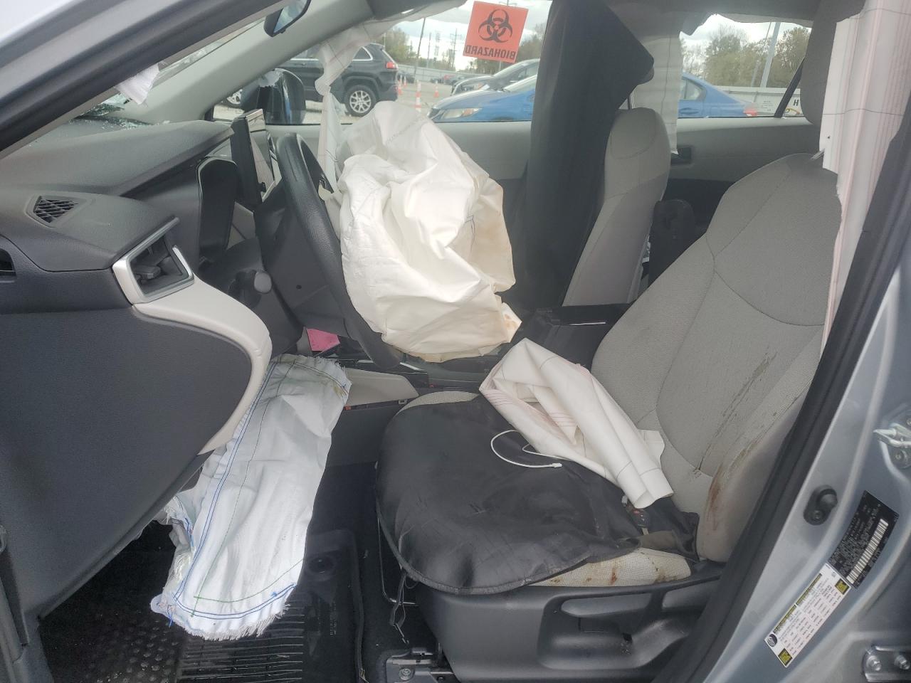 TOYOTA COROLLA CROSS L