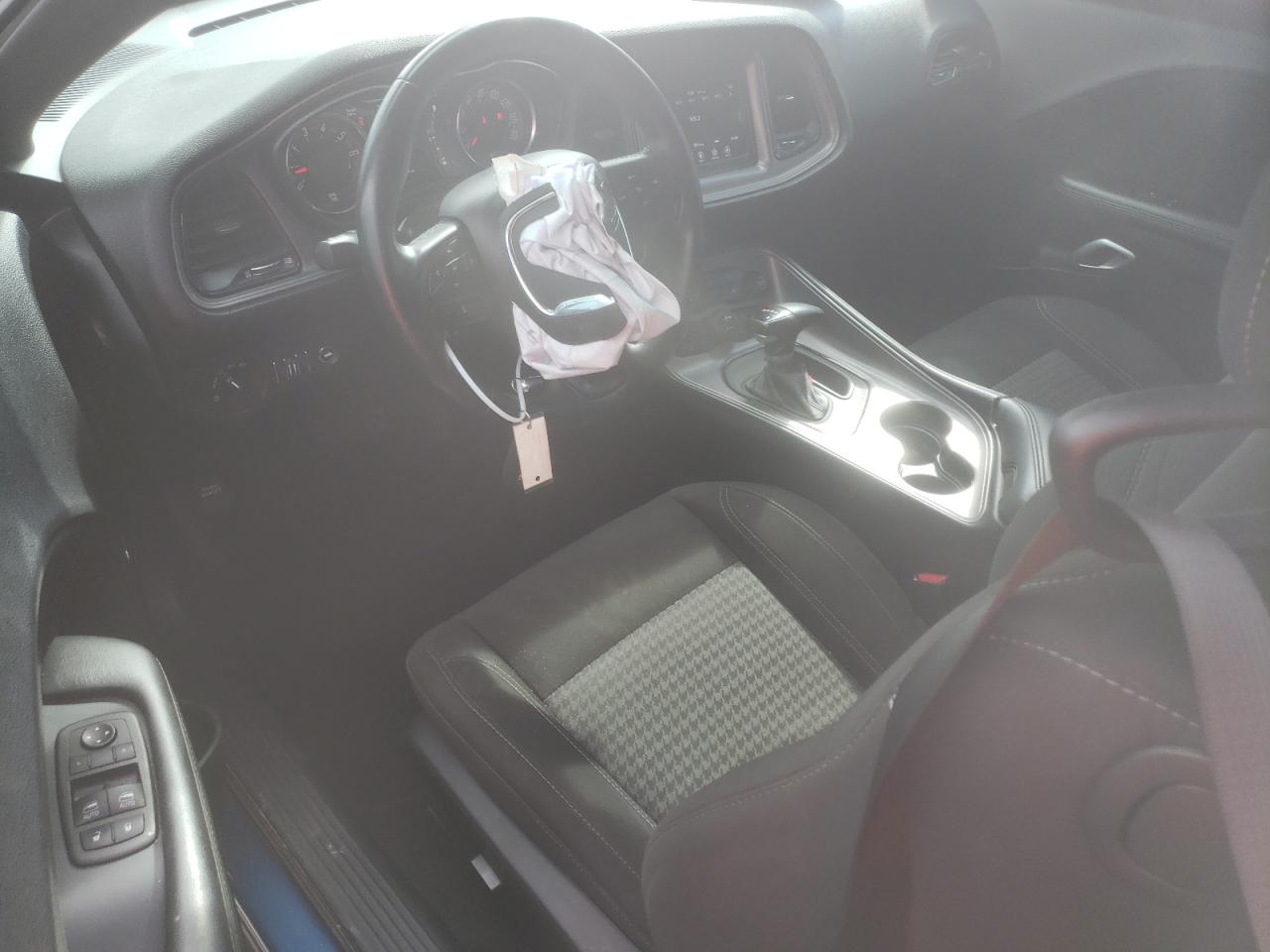 DODGE CHALLENGER SXT