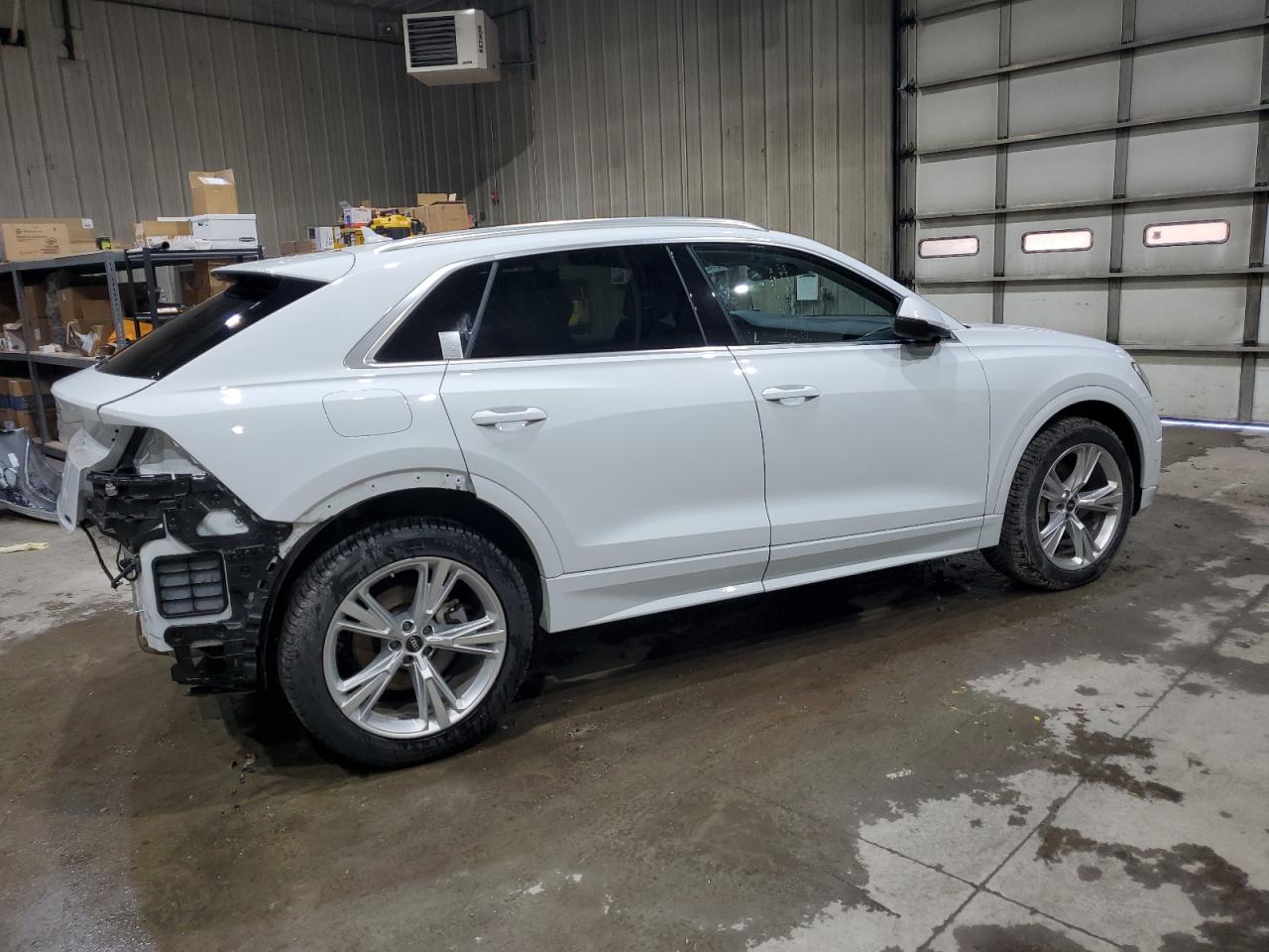 AUDI Q8 PREMIUM