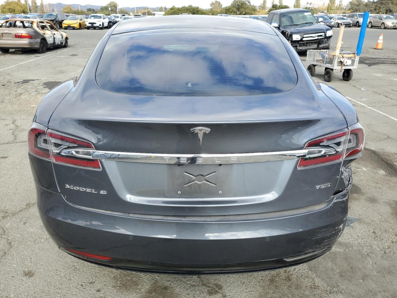TESLA MODEL S