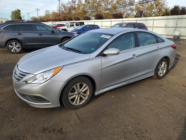 Global Auto Auctions: 2014 HYUNDAI SONATA GLS