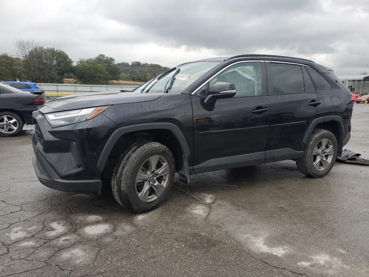 TOYOTA RAV4 XLE