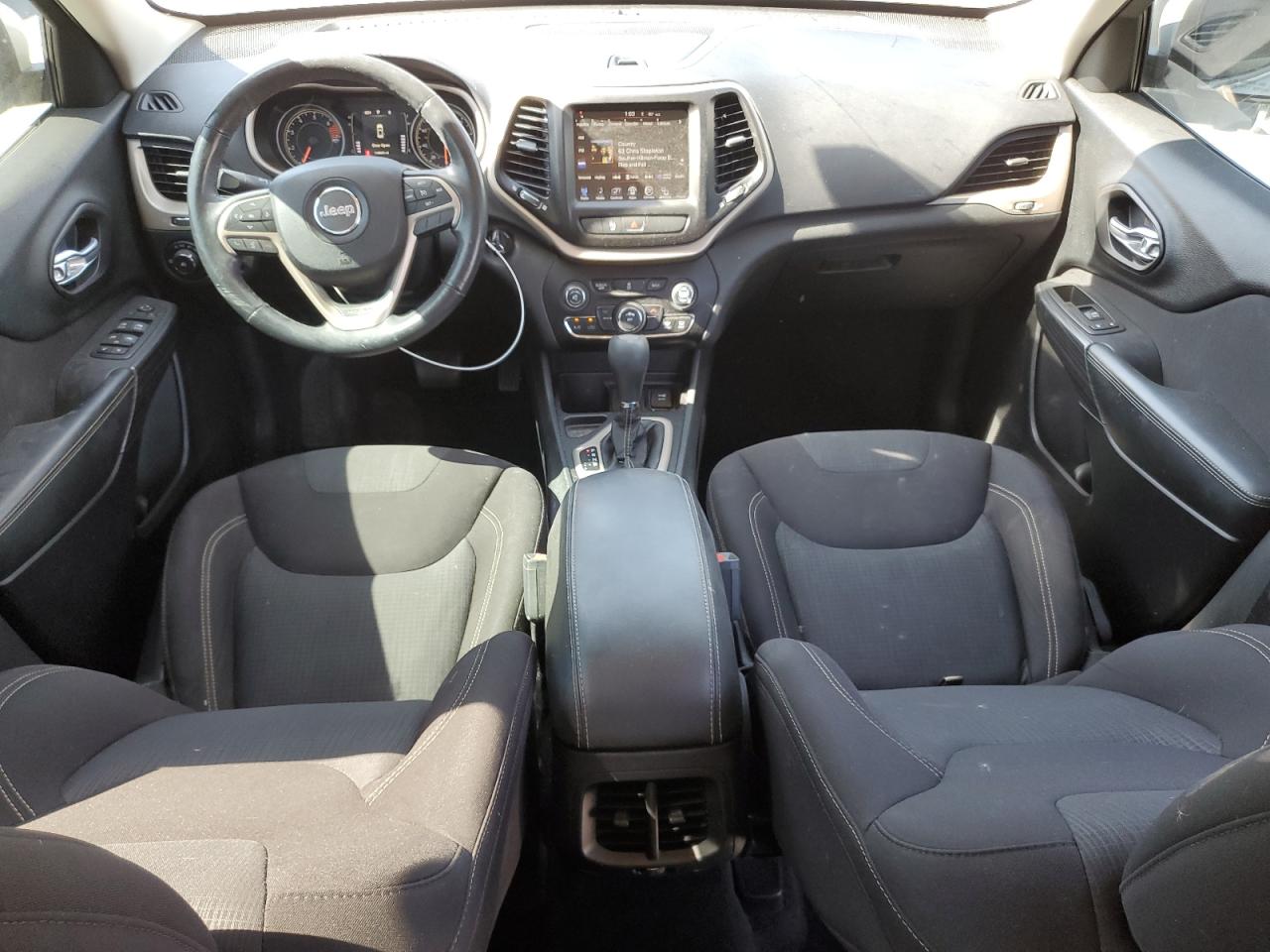 JEEP GRAND CHEROKEE LATITUDE