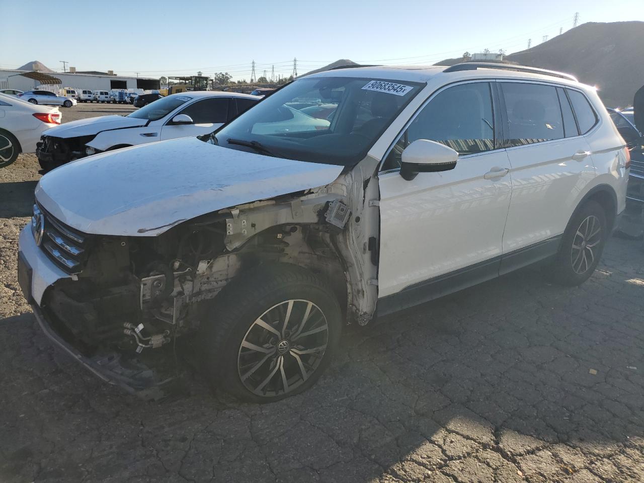 VOLKSWAGEN TIGUAN SE