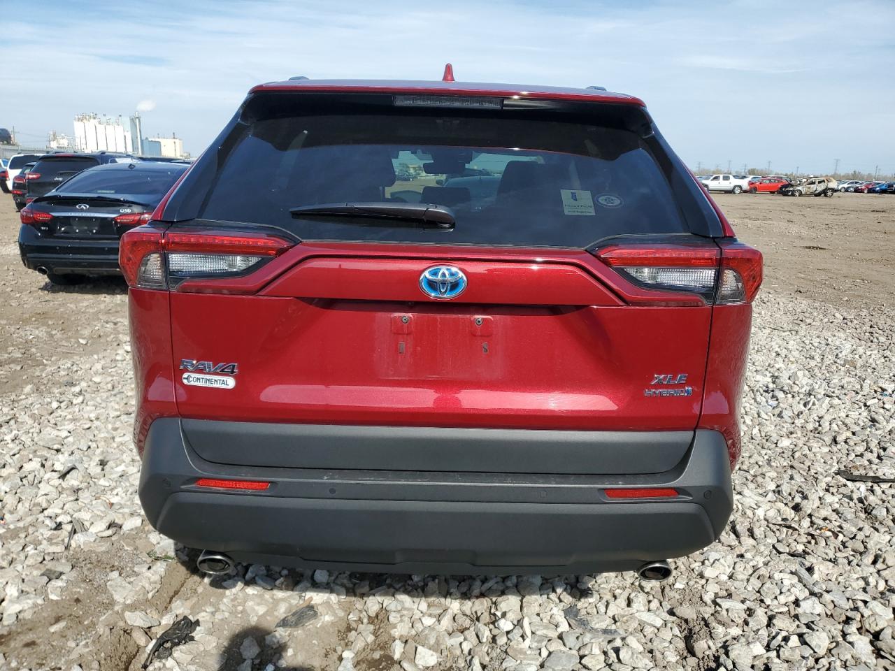 TOYOTA RAV4 XLE PREMIUM