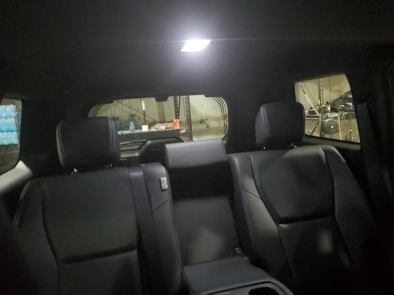 TOYOTA LAND CRUISER BASE