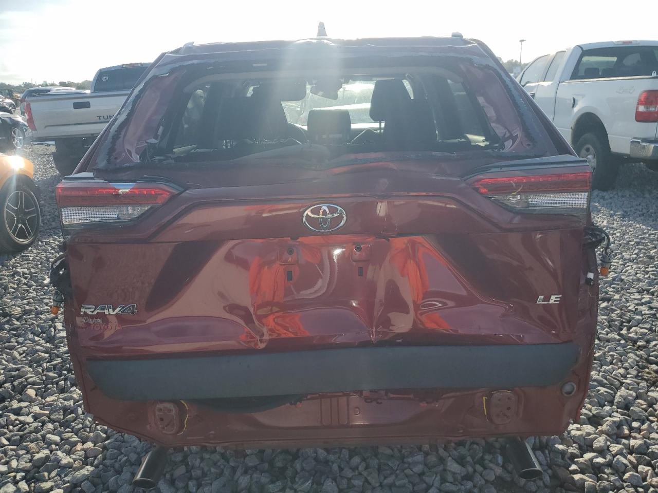 TOYOTA RAV4 LE