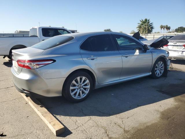 2018 TOYOTA CAMRY L 4T1B11HK5JU583432