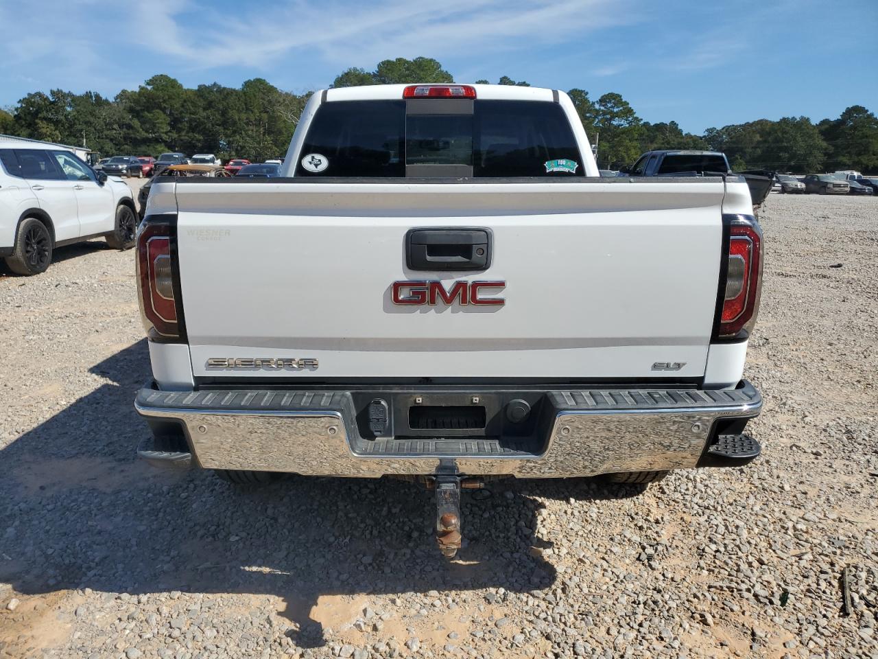 GMC SIERRA C1500 SLT