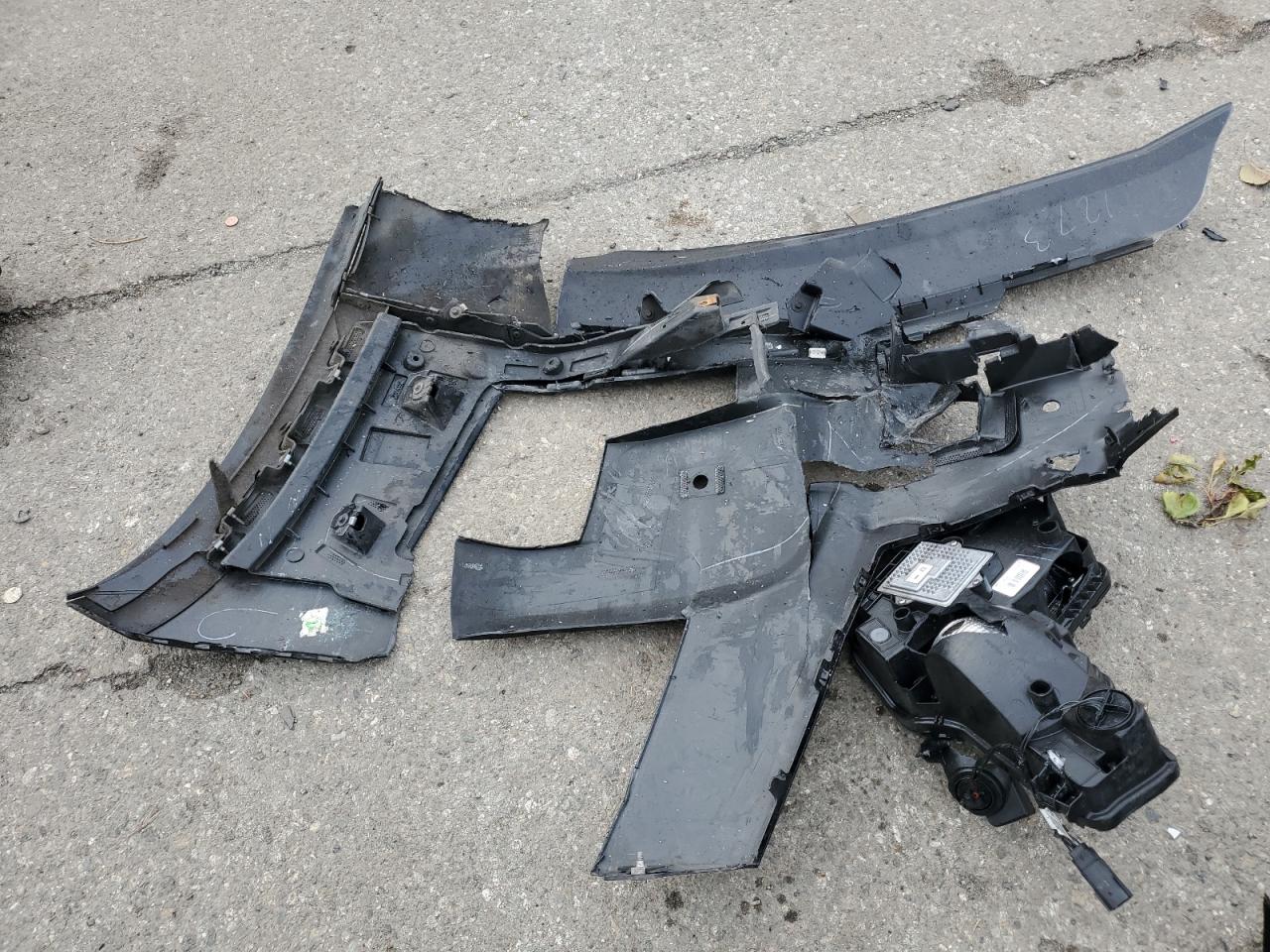 CADILLAC ESCALADE ESV PREMIUM