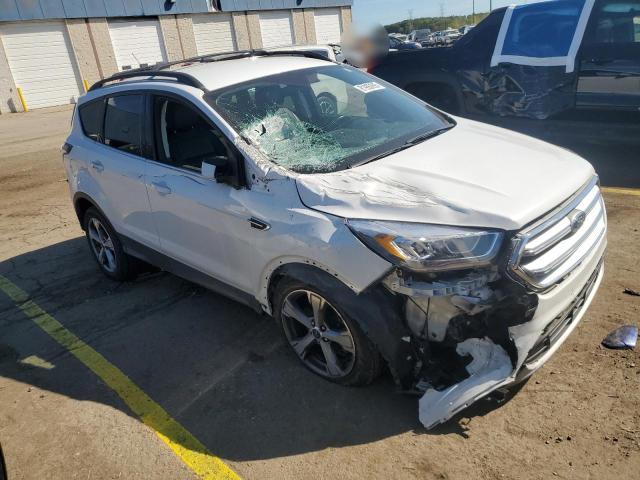 2017 FORD ESCAPE SE 1FMCU0G98HUA91752