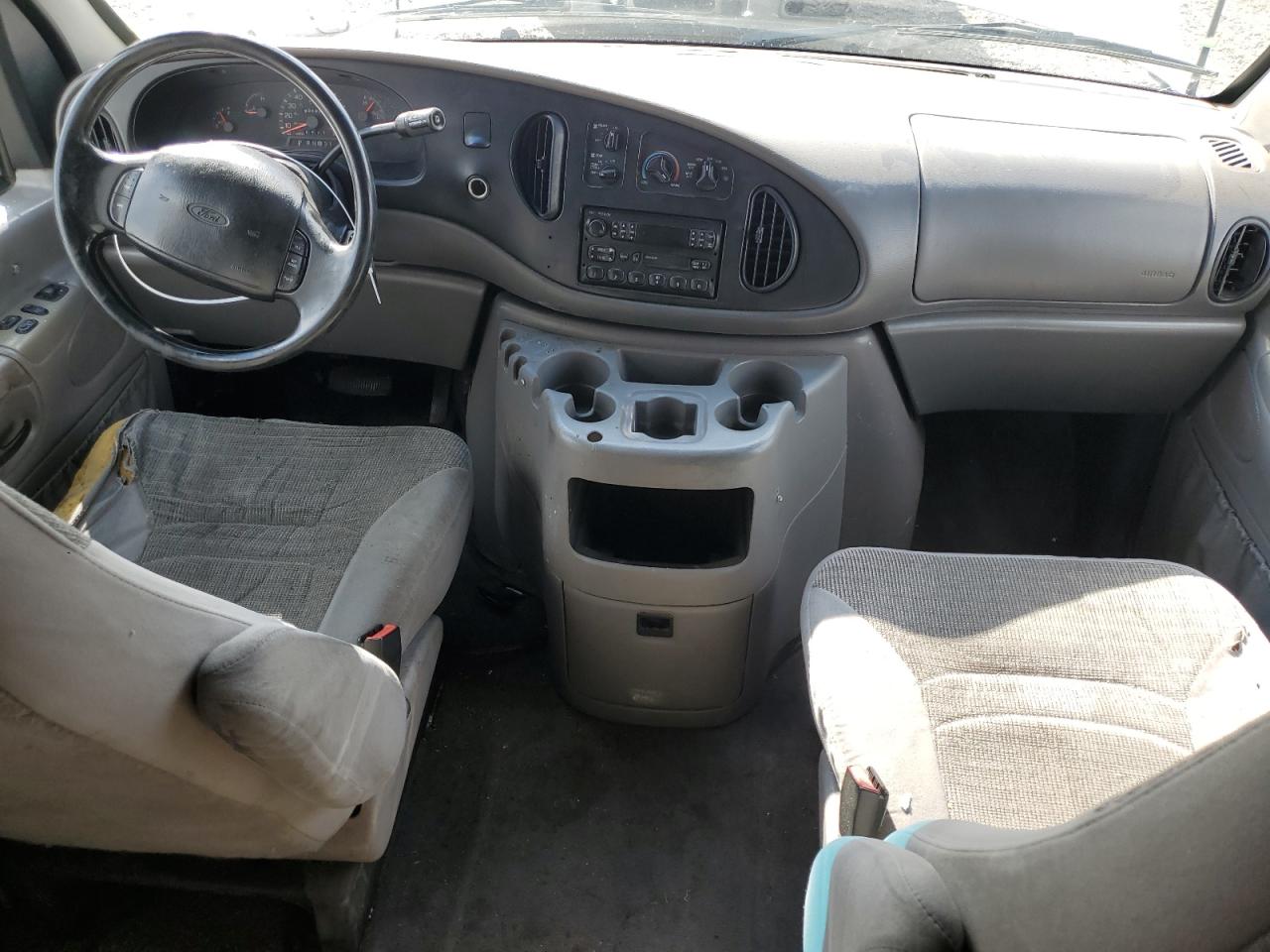 Lot #3283281968 2001 FORD ECONOLINE