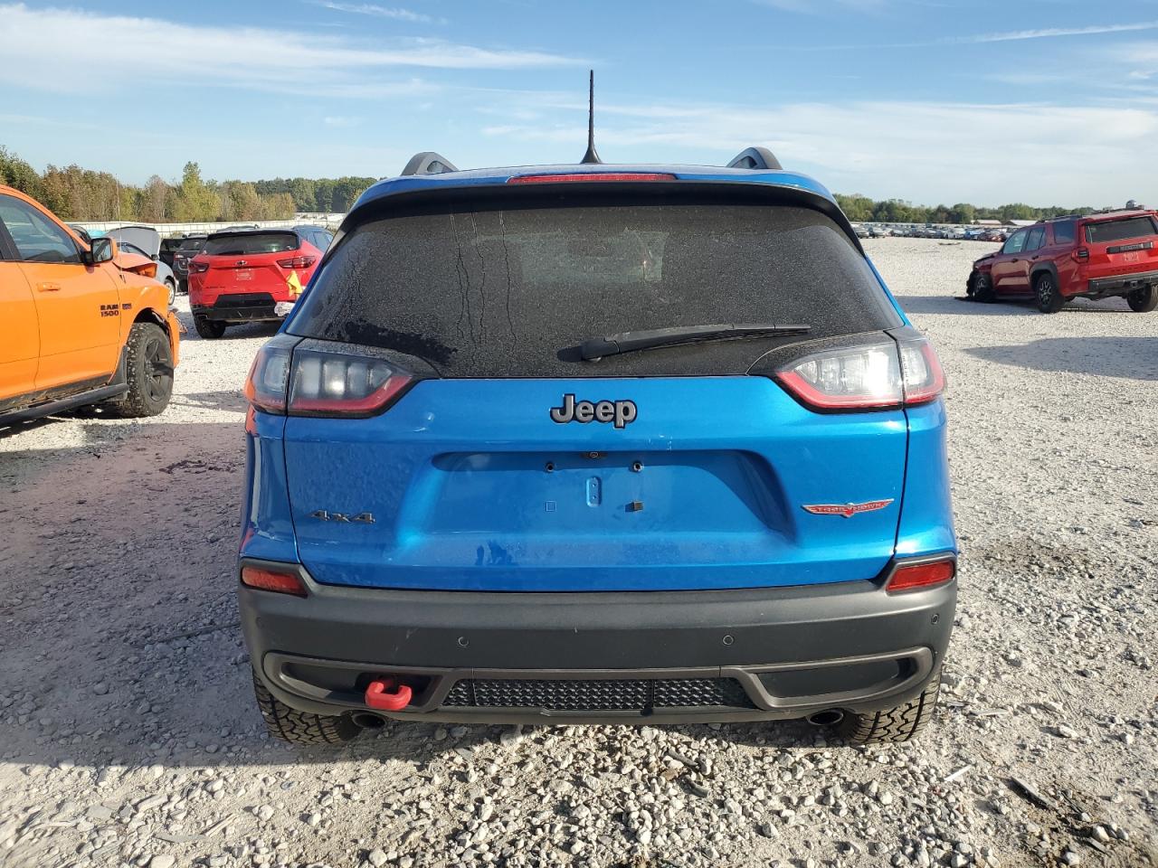 Lot #3303703025 2019 JEEP CHEROKEE TRAILHAWK