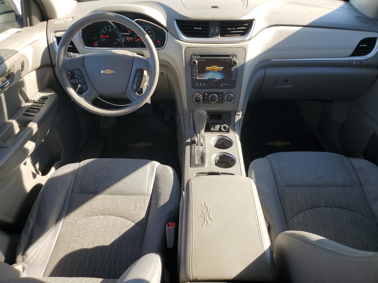 CHEVROLET TRAVERSE LS