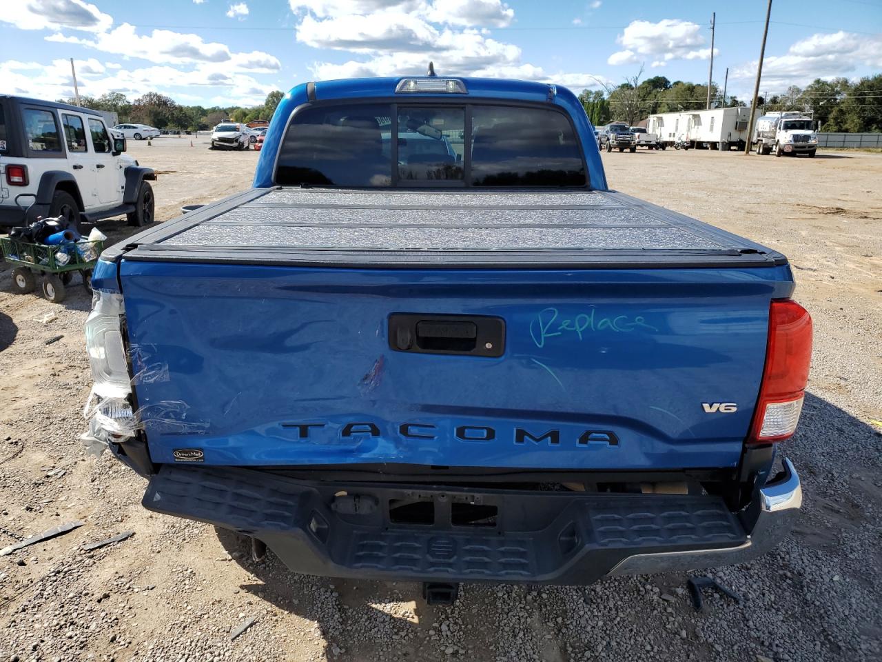 TOYOTA TACOMA DOUBLE CAB