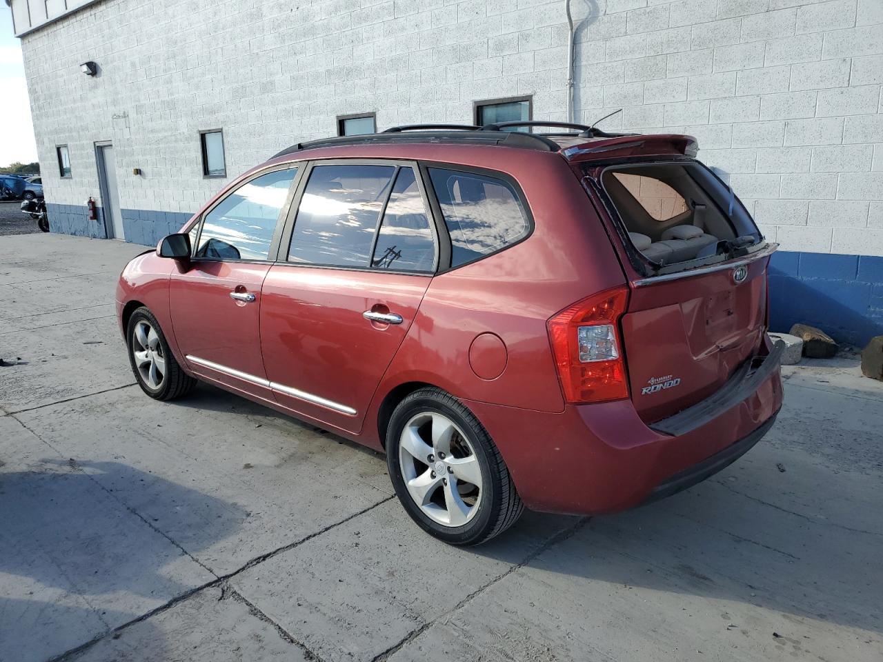 Lot #3290471769 2008 KIA RONDO LX