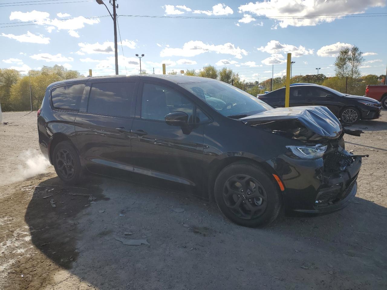 CHRYSLER PACIFICA HYBRID LIMITED
