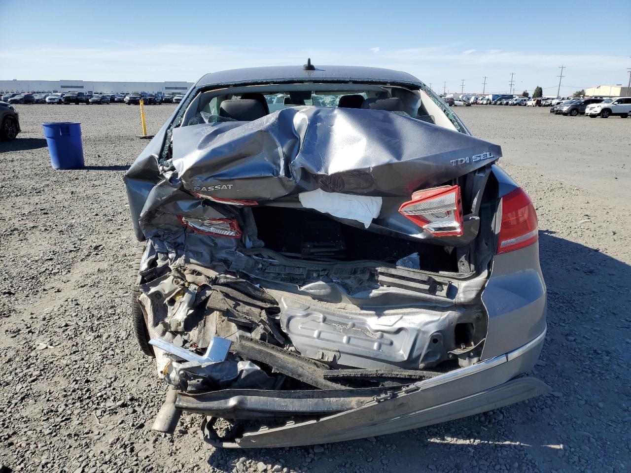 VOLKSWAGEN PASSAT SEL