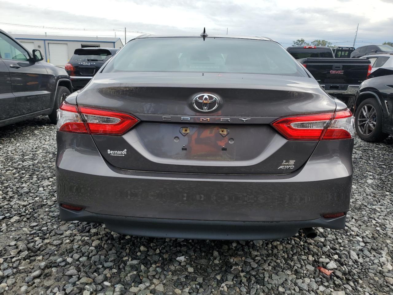 TOYOTA CAMRY LE